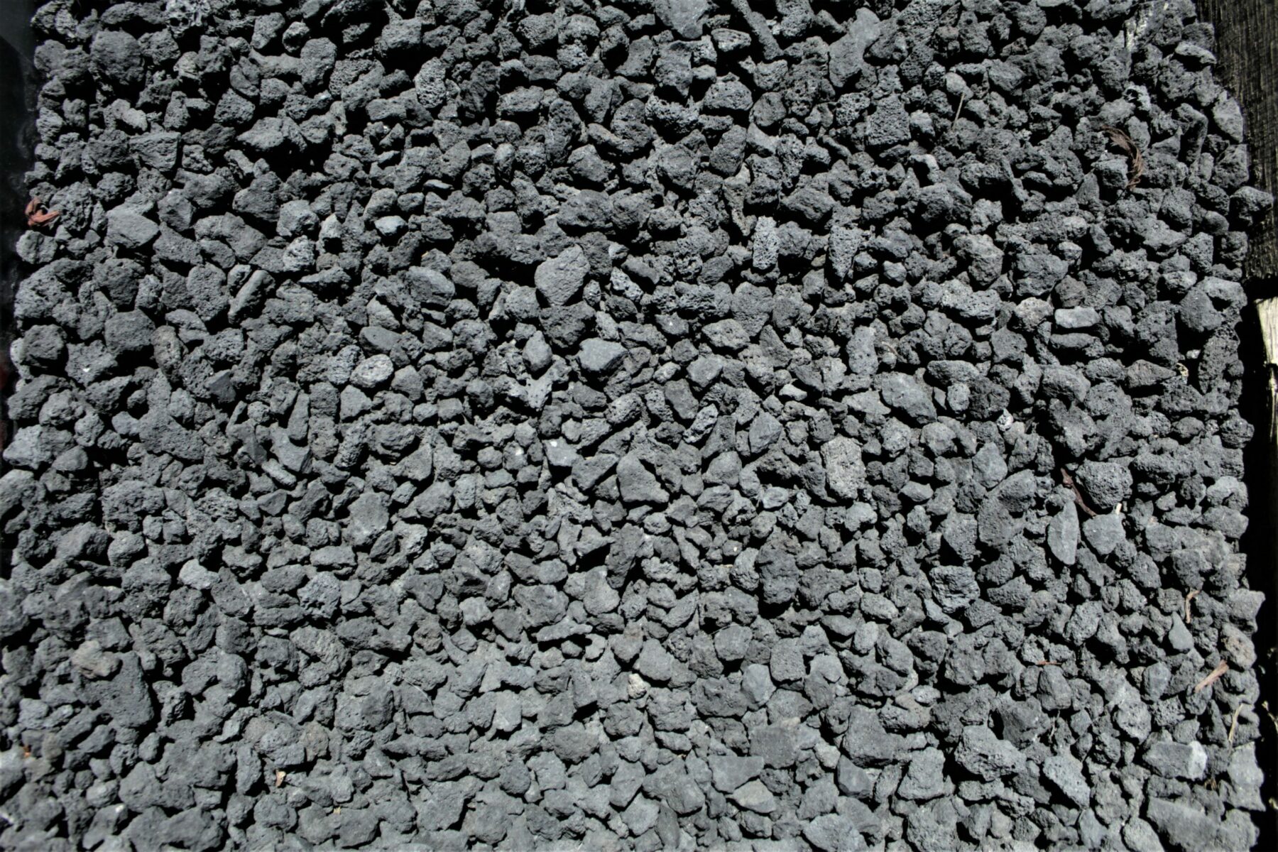 Pouzzolane noire (7/15)